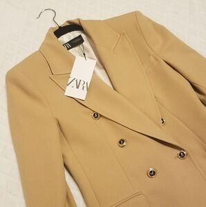 BRAND NEW ZARA Camel / Tan Blazer size XS